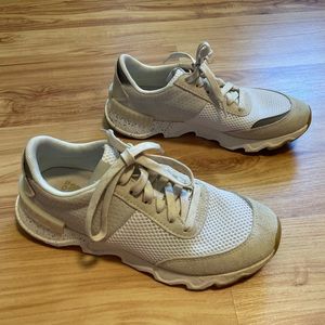 Sorel kinetic sneakers